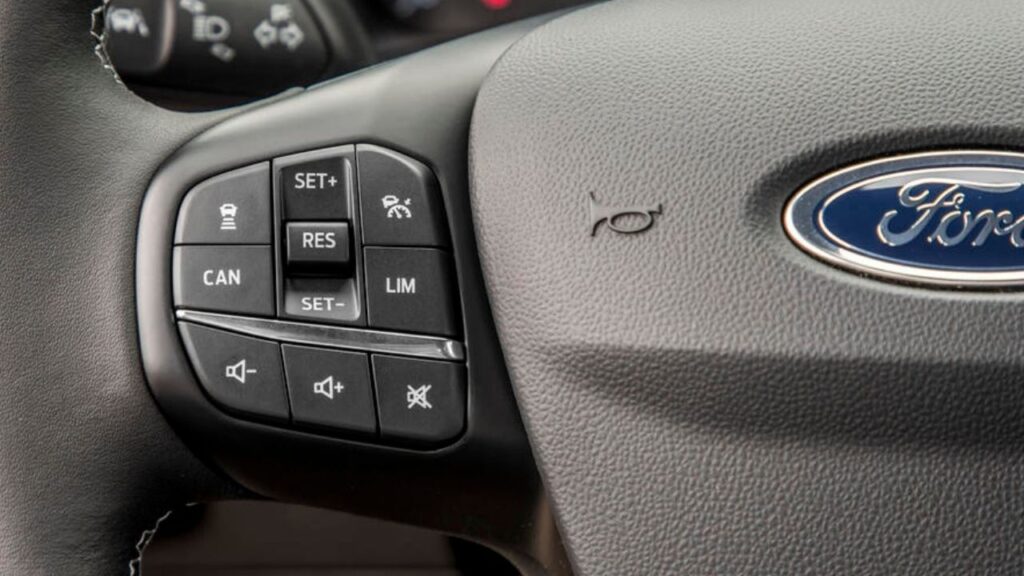 How Does the Advanced Cruise Control work?