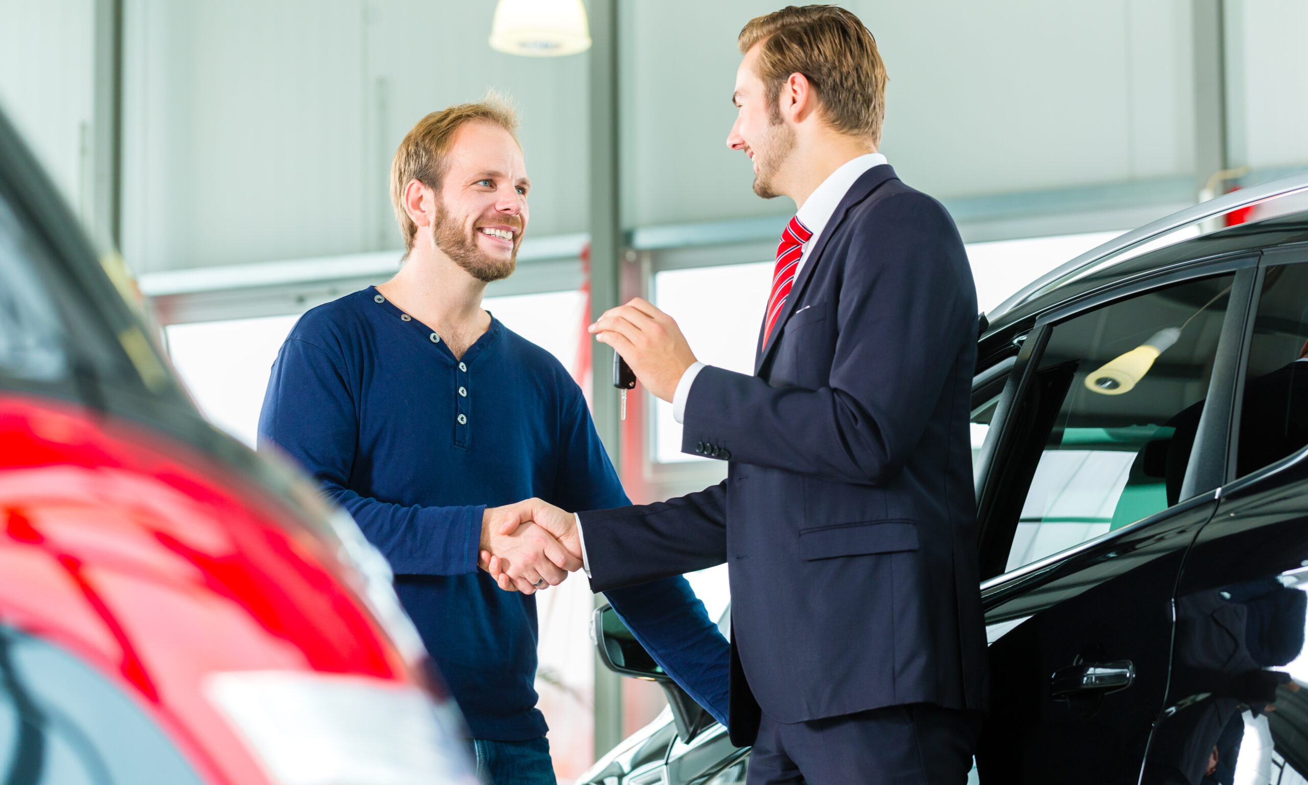 Продажа автомобилей в организациях