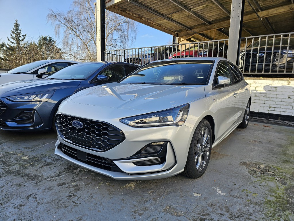 Ford Managers Specials Focus ST-Line